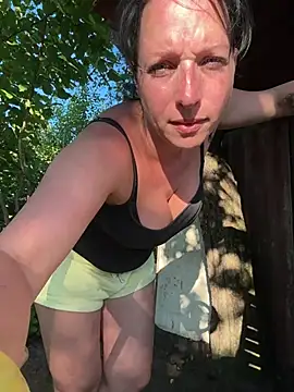 Snapshot of Viola_Beck chatting on July 11, 5:48 pm Viola Beck online show from July 11, 5:48 pm