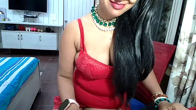 Snapshot of yourradhika chatting on June 16, 8:55 pm yourradhika online show from June 16, 8:55 pm