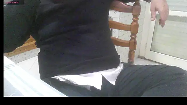 polloiw online show from February 25, 1:54 pm