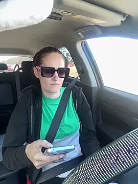 lolabunny9 online show from March 6, 3:56 pm