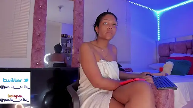 canelita passion  online show from February 25, 4:46 am