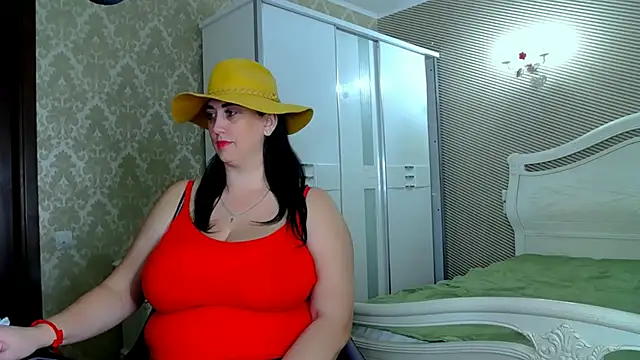 Snapshot of Evelyn_Shy chatting on January 8, 9:53 am Evelyn Shy online show from January 8, 9:53 am