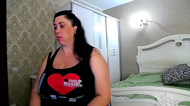 Snapshot of Evelyn_Shy chatting on September 23, 6:27 am Evelyn Shy online show from September 23, 6:27 am