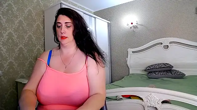 Evelyn Shy online show from July 28, 2:13 pm