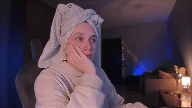 Rachel Ro online show from January 25, 8:42 pm