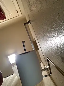 ScaryFun69 online show from October 4, 2:15 pm