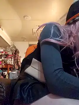 Snapshot of KandiK37 chatting on January 23, 2:55 am KandiK37 online show from January 23, 2:55 am