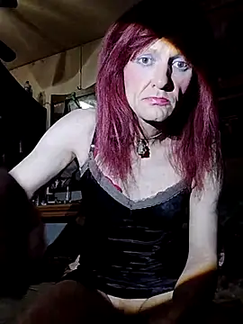 Snapshot of KandiK37 chatting on October 25, 6:13 pm KandiK37 online show from October 25, 6:13 pm