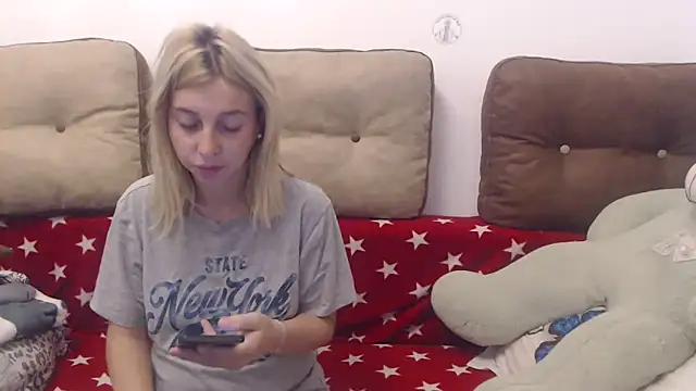 Aliss Hottie online show from September 12, 6:46 am