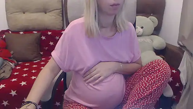 Aliss Hottie online show from October 8, 7:50 am