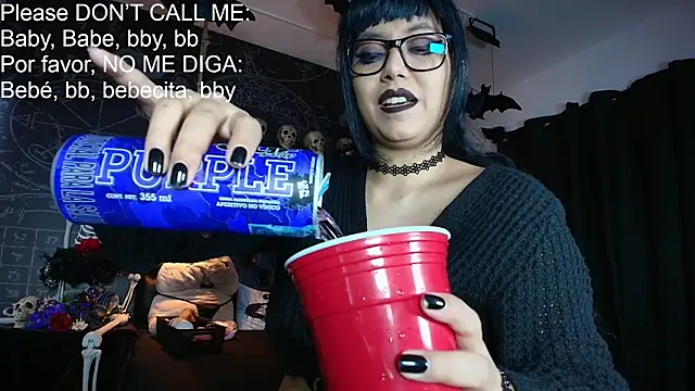 AlexHoe  online show from July 19, 6:44 pm