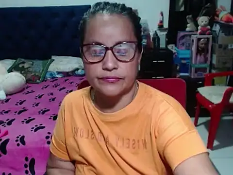 pervert mommy  online show from February 15, 10:22 am