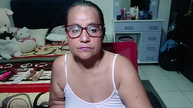 pervert mommy  online show from November 20, 10:31 pm