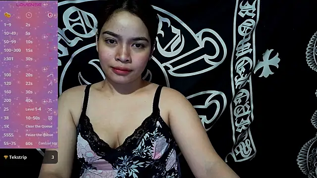 Snapshot of _preciousmoira_ chatting on June 30, 1:17 am preciousmoira online show from June 30, 1:17 am