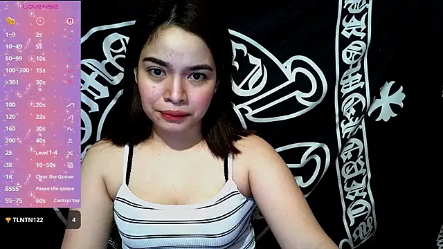 Snapshot of _preciousmoira_ chatting on July 2, 1:27 am preciousmoira online show from July 2, 1:27 am