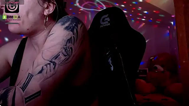 SonyaDevon online show from January 10, 11:22 am