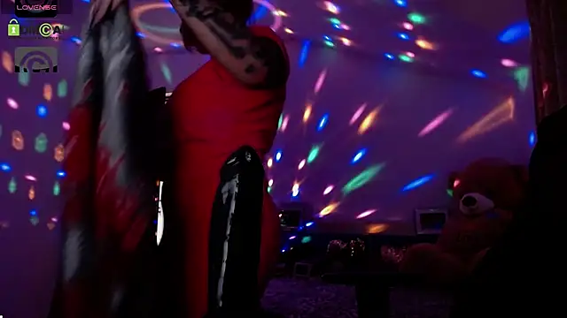 SonyaDevon online show from March 15, 10:57 am