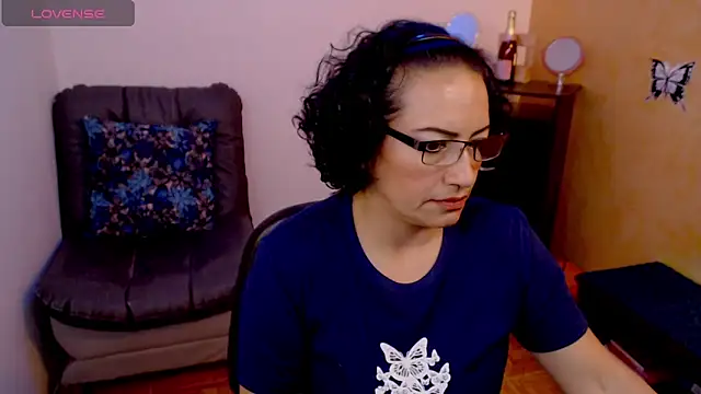 scarlet wet online show from December 11, 9:34 pm