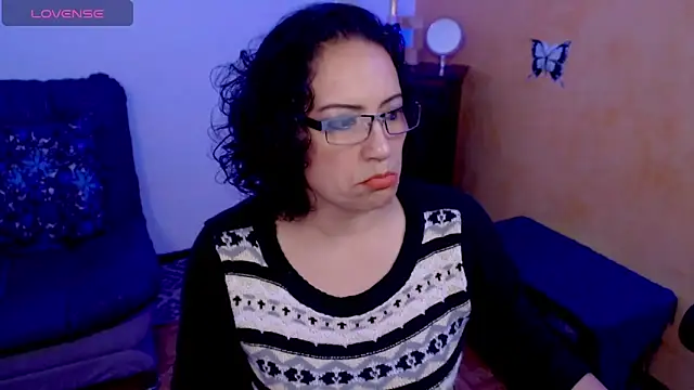 scarlet wet online show from December 19, 10:53 pm