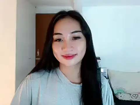 SweetLilly 18 online show from December 18, 3:00 pm