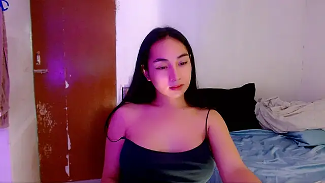 SweetLilly 18 online show from September 24, 12:25 am