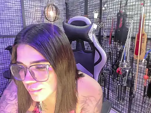 Snapshot of EVA_BDSM chatting on June 25, 3:28 am EVA BDSM online show from June 25, 3:28 am