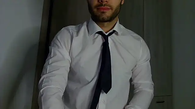 Justynn1 online show from October 21, 9:15 pm