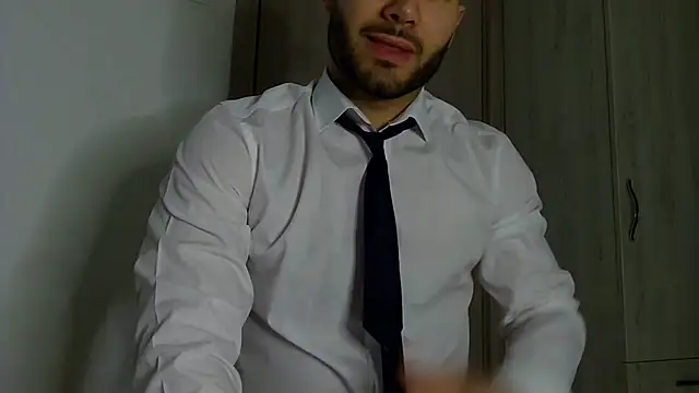 Justynn1 online show from November 20, 6:02 am