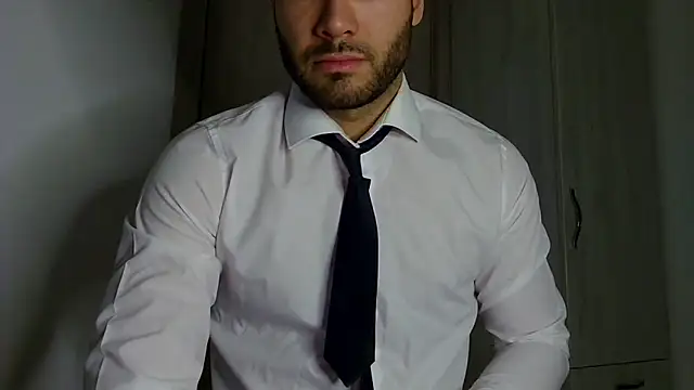 Justynn1 online show from February 8, 10:46 pm