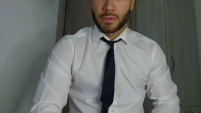 Justynn1 online show from April 20, 4:59 am