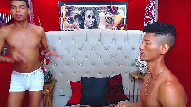 PEINBOYS online show from December 13, 1:26 am