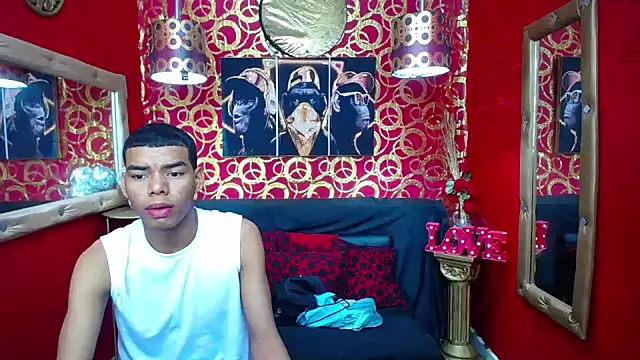 PEINBOYS online show from December 14, 7:03 pm