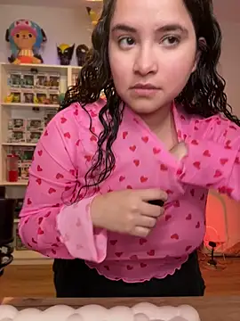 Sweet sully   online show from February 17, 9:50 am