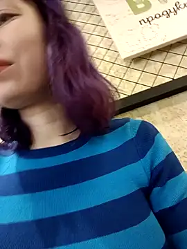 Snapshot of Frost_foxy chatting on January 1, 9:07 am Frost foxy online show from January 1, 9:07 am