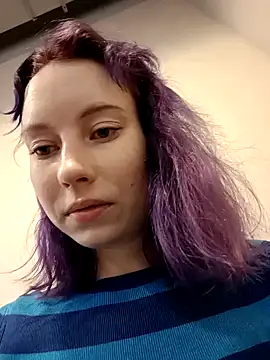 Snapshot of Frost_foxy chatting on January 10, 7:14 am Frost foxy online show from January 10, 7:14 am