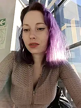 Snapshot of Frost_foxy chatting on January 18, 8:52 am Frost foxy online show from January 18, 8:52 am