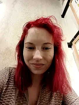 Snapshot of Frost_foxy chatting on March 19, 6:46 am Frost foxy online show from March 19, 6:46 am