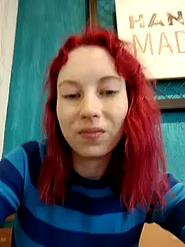 Snapshot of Frost_foxy chatting on March 23, 6:05 am Frost foxy online show from March 23, 6:05 am