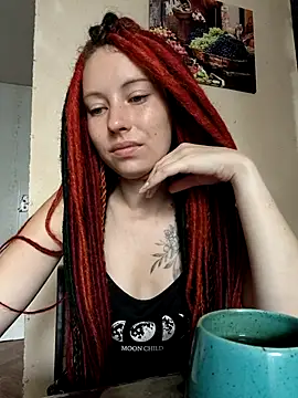 Snapshot of Frost_foxy chatting on September 14, 5:06 am Frost foxy online show from September 14, 5:06 am