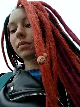 Snapshot of Frost_foxy chatting on September 25, 2:15 am Frost foxy online show from September 25, 2:15 am