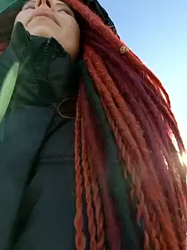 Snapshot of Frost_foxy chatting on October 2, 2:29 am Frost foxy online show from October 2, 2:29 am