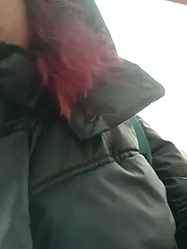 Snapshot of Frost_foxy chatting on November 29, 2:36 am Frost foxy online show from November 29, 2:36 am