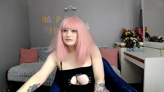 Estheri online show from April 27, 6:44 am