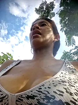 DAELAA online show from April 11, 8:13 pm