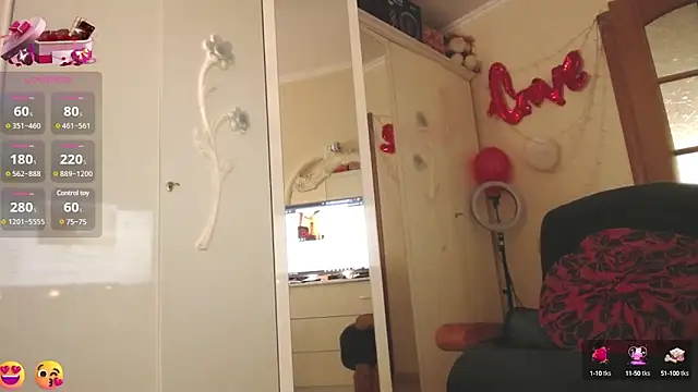 Snapshot of icelady77 chatting on March 11, 11:23 am icelady77 online show from March 11, 11:23 am