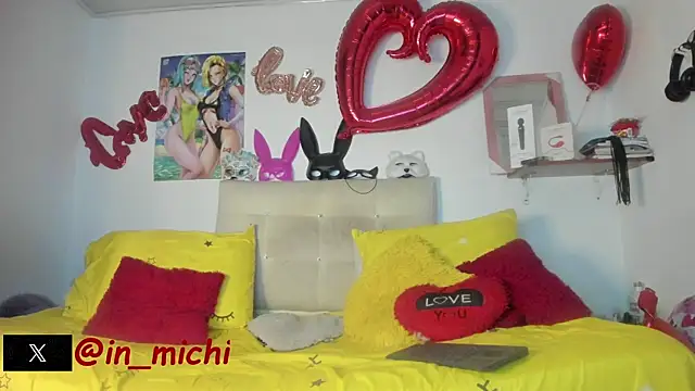 Snapshot of dangerous_bitch chatting on October 20, 11:49 pm dangerous bitch online show from October 20, 11:49 pm