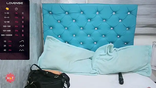 MAARYMOON online show from October 21, 10:49 am