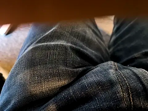 nakedman194  online show from April 27, 1:20 pm
