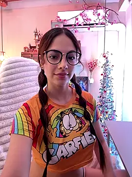 Zoe Bae online show from December 13, 11:21 pm