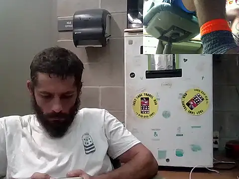 Sitonmyface2020xh online show from October 15, 9:15 pm